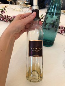 wineestate-pugliavinery-tormaresca-winetasting-kaloro-moscato-whitewine